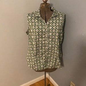 Green and White Patterned Sleeveless Top